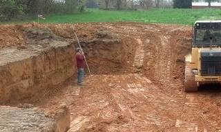 Выкопать котлован под фундамент в Братске - от 2542 руб. | 2Землекопа-Брт