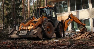 Расчистка участка Братск, цена от 5083 руб.
