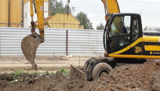 Выкопать яму экскаватором в Братске от 915 руб. - 2Землекопа-Брт